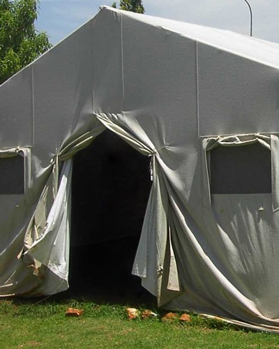 Изготавливаем солдатские палатки в Кингисеппе вместимостью <strong>до 70 человек</strong>